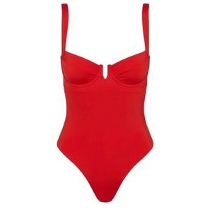 Monday Swimwear Clovelly One Piece in Chili Pepper red, Medium